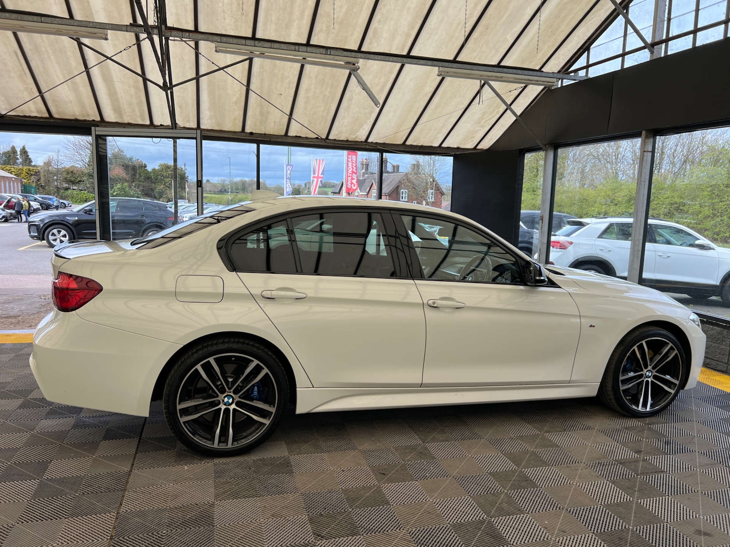 Used BMW 3 Series 2018 for sale - 78125389: Photo 9