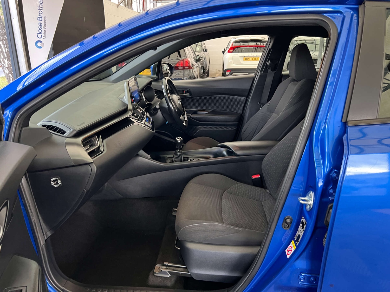 Used Toyota C-HR 2017 for sale - 76437865: Photo 20