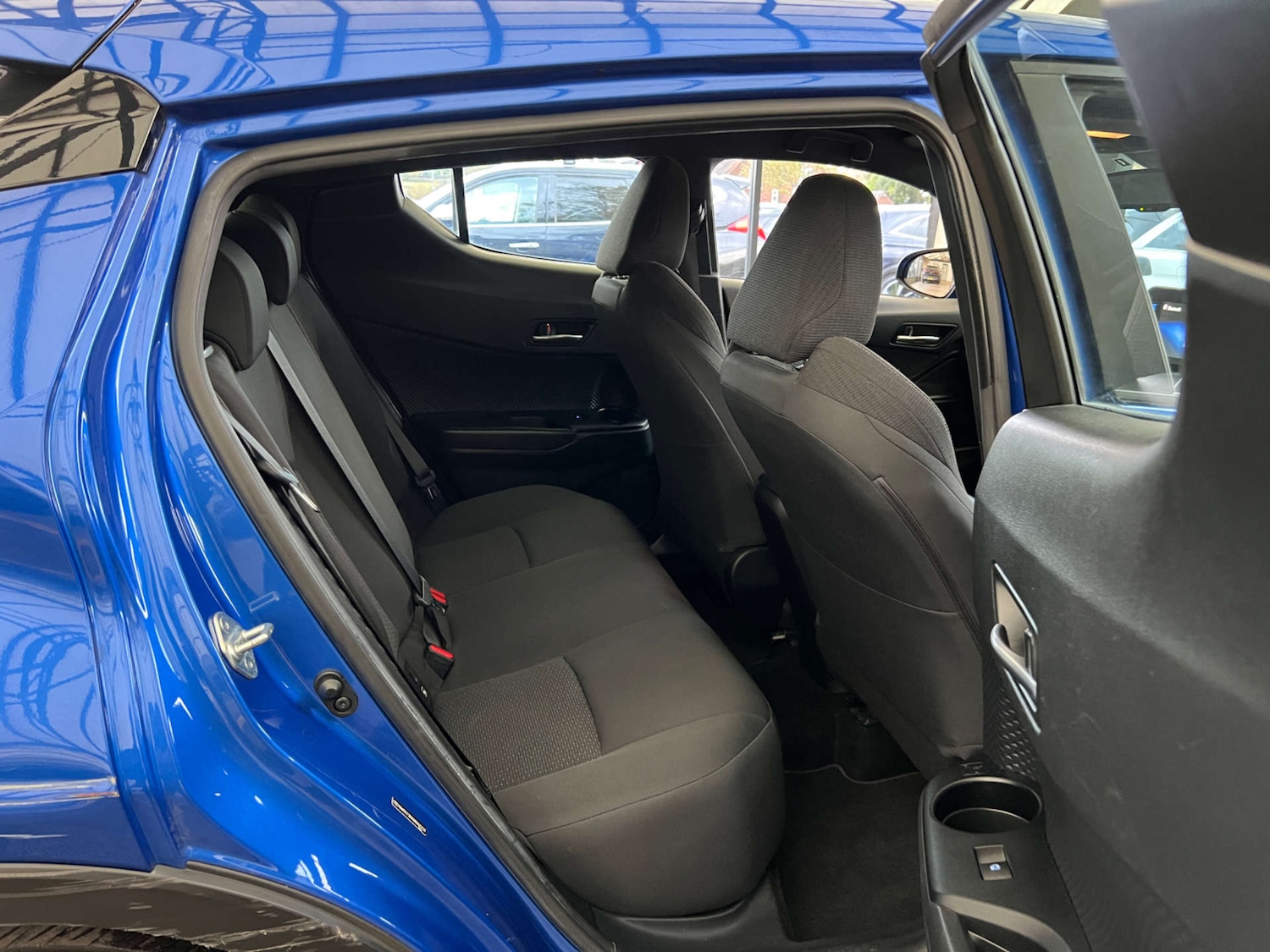 Used Toyota C-HR 2017 for sale - 76437865: Photo 24