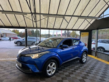 Used Toyota C-HR 2017 for sale - 76437865: Photo