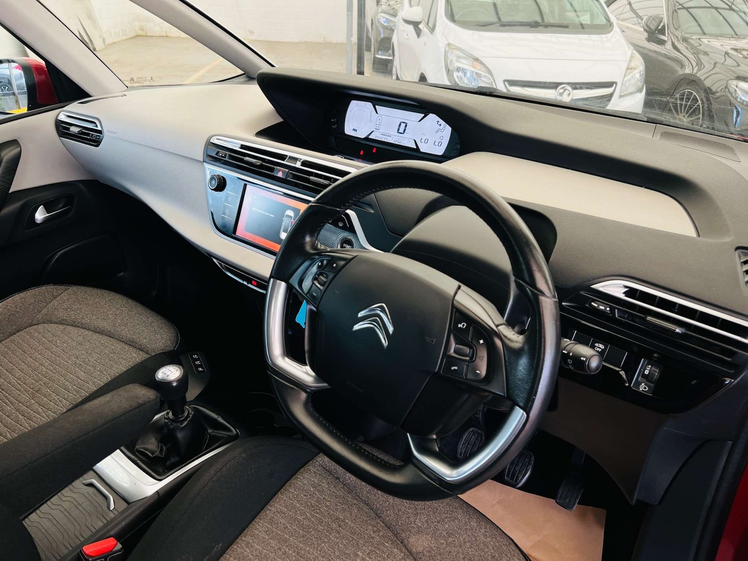 Used Citroen C4 Picasso 2017 for sale - 76277805: Photo 13