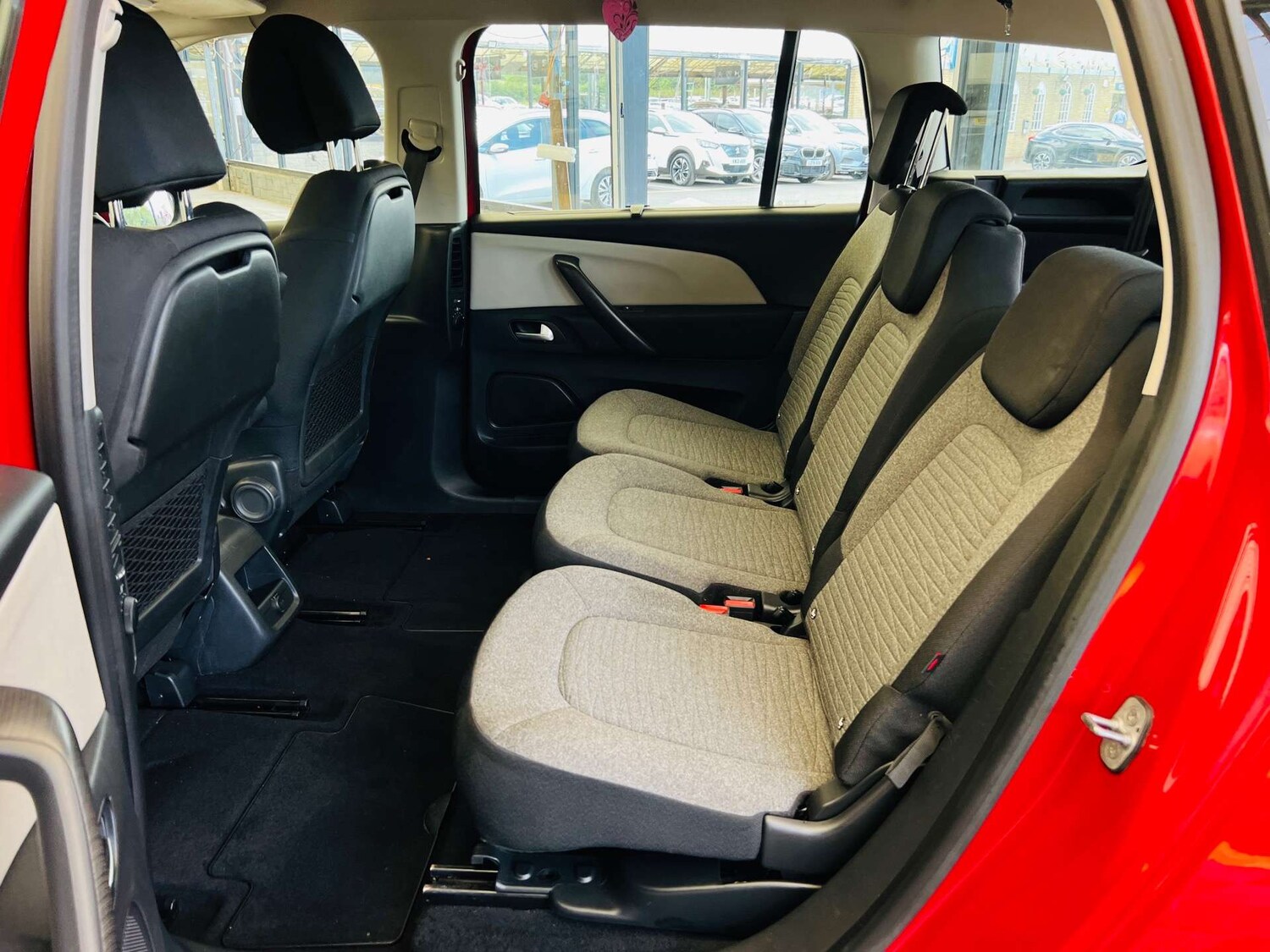 Used Citroen C4 Picasso 2017 for sale - 76277805: Photo 36