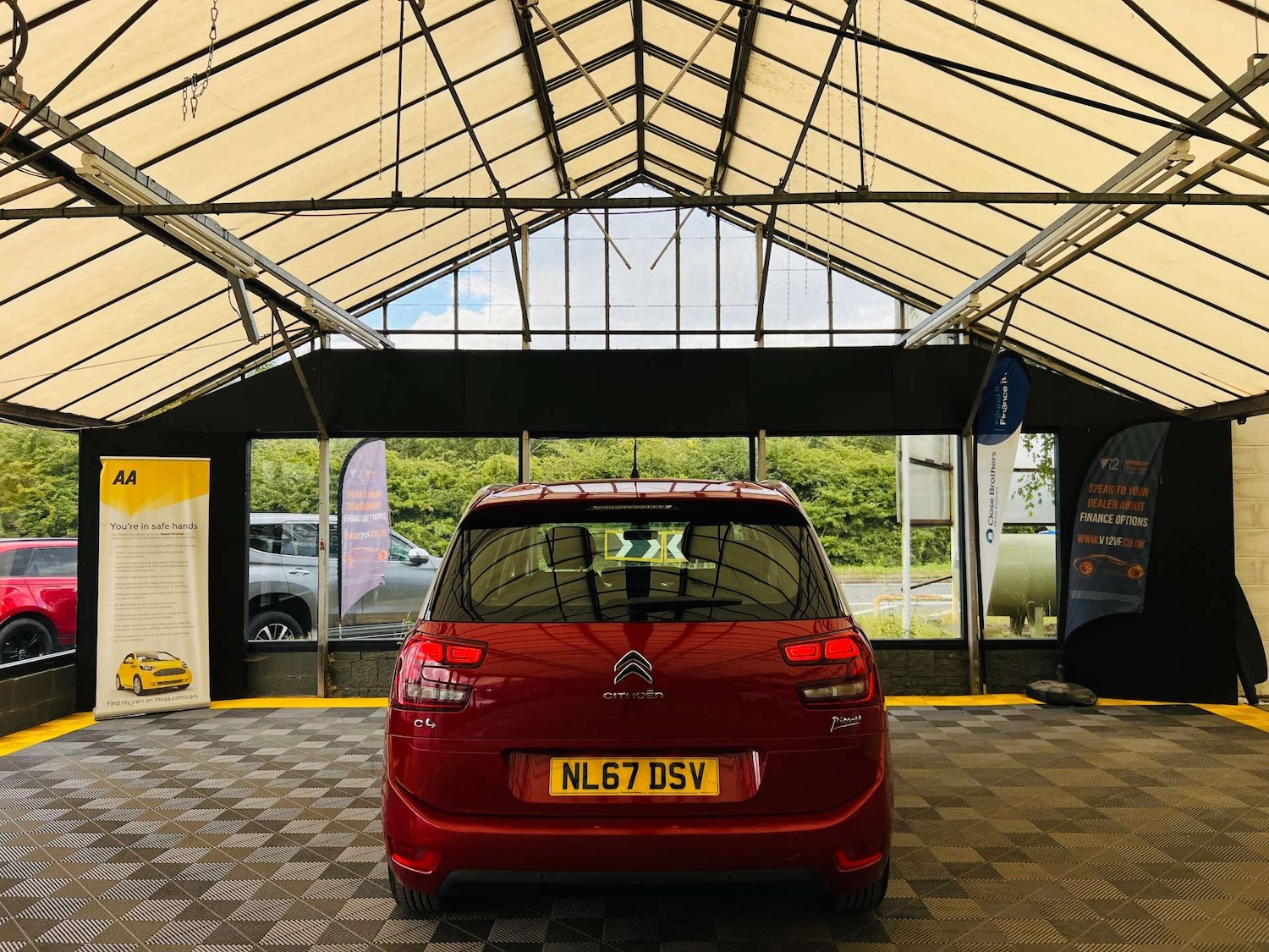 Used Citroen C4 Picasso 2017 for sale - 76277805: Photo 8