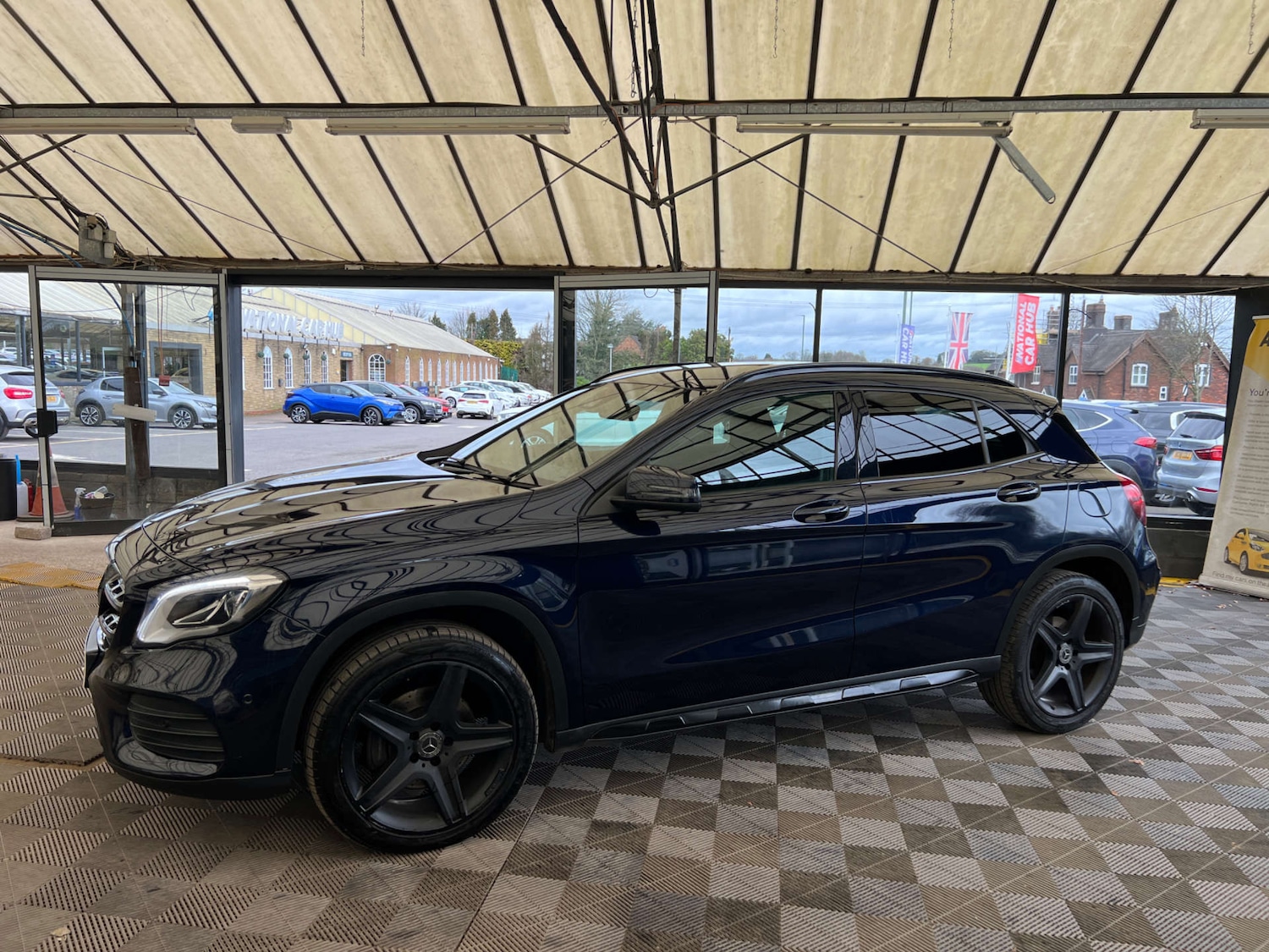 Used Mercedes-Benz GLA 2018 for sale - 77688273: Photo 4
