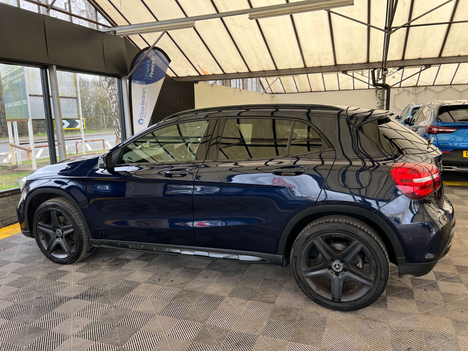 Used Mercedes-Benz GLA 2018 for sale - 77688273: Photo 5