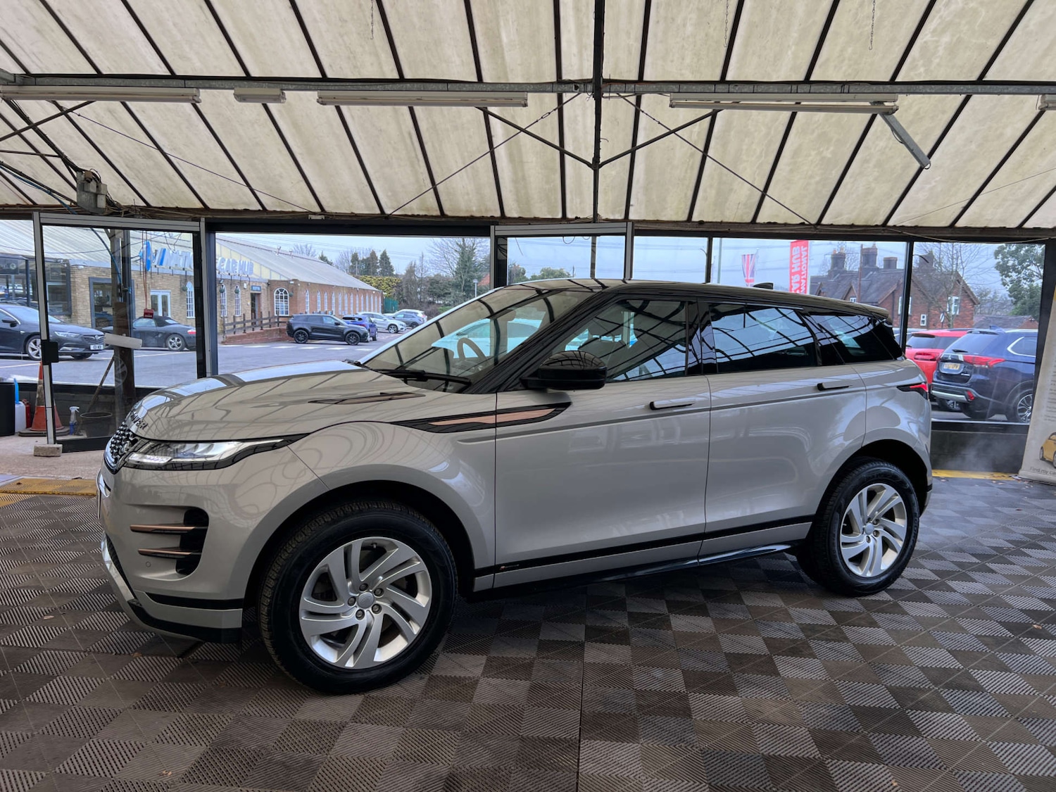 Used Land Rover Range Rover Evoque 2020 for sale - 77335735: Photo 5