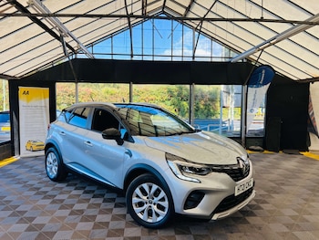 2021 - 1.3 Captur Iconic TCe Auto 5dr