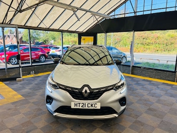 Used Renault Captur 2021 for sale - 75956136: Photo