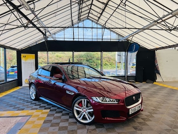 2016 - 3.0 XE S V6 Auto 4dr