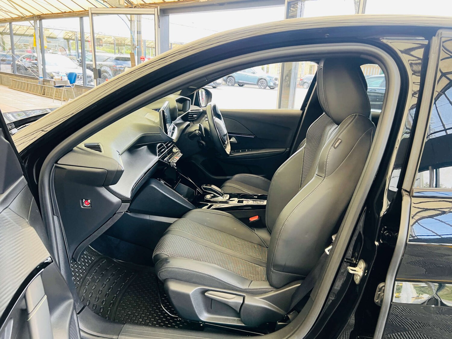 Used Peugeot 208 2021 for sale - 76000364: Photo 25