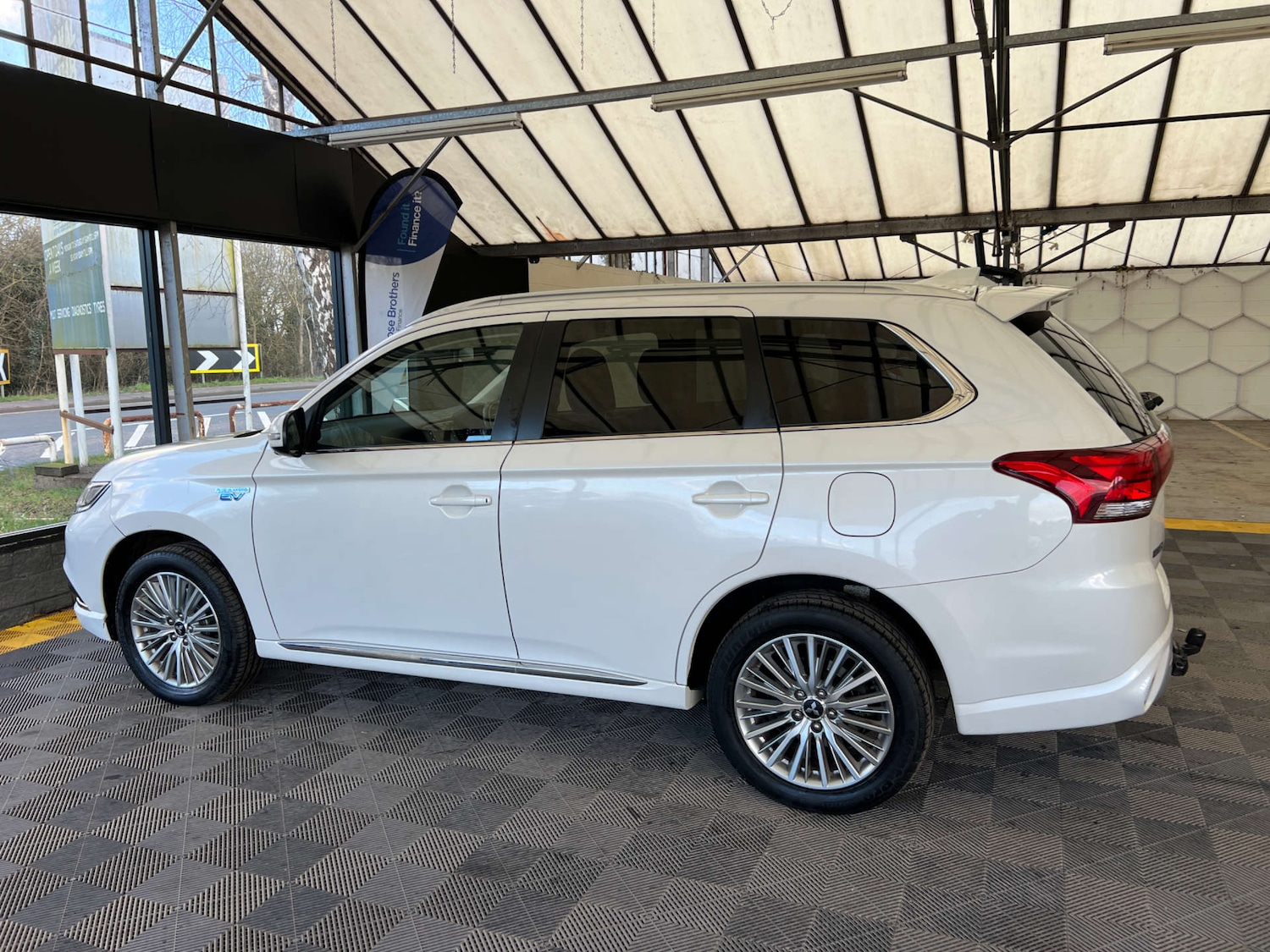 Used Mitsubishi Outlander 2019 for sale - 77704369: Photo 5