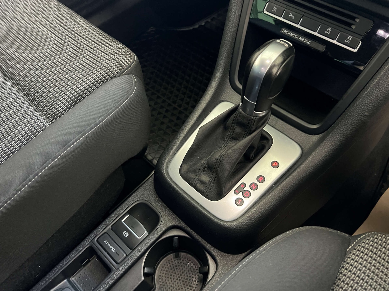 Used Volkswagen Sharan 2018 for sale - 76940199: Photo 18