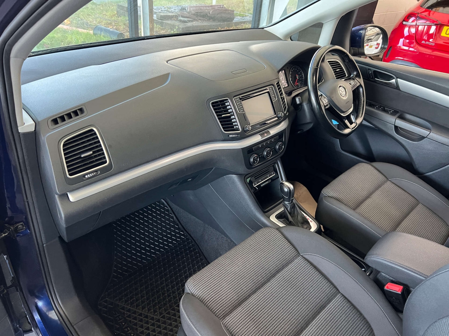 Used Volkswagen Sharan 2018 for sale - 76940199: Photo 24