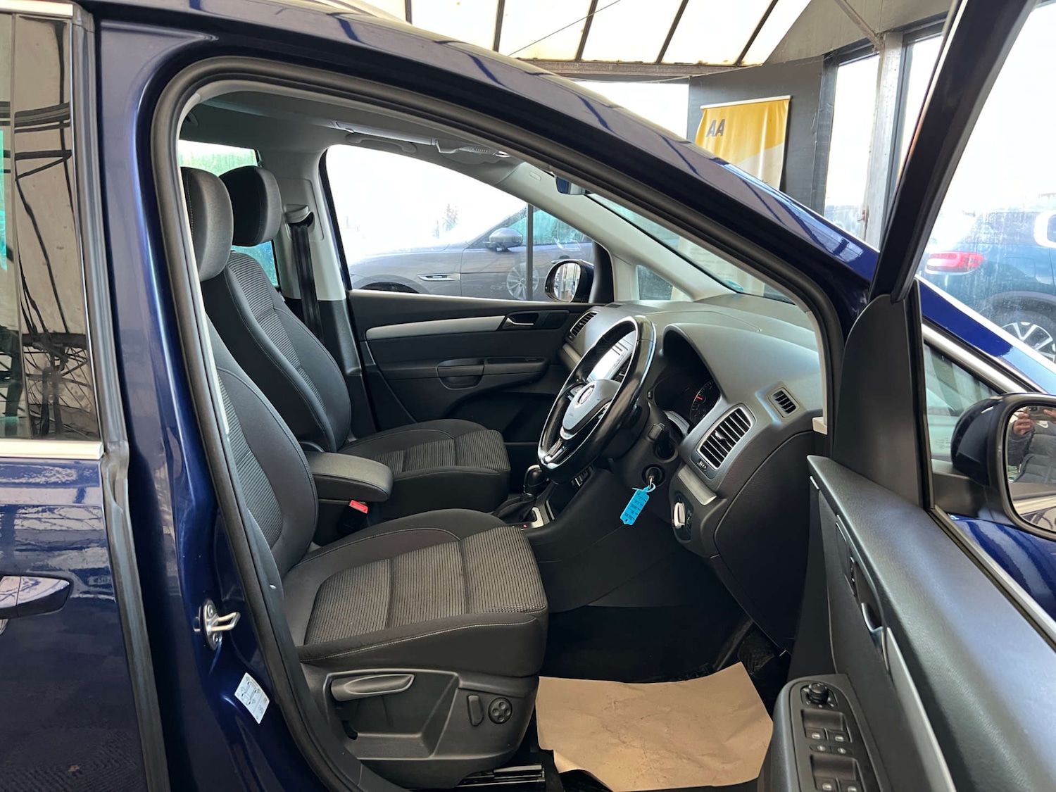 Used Volkswagen Sharan 2018 for sale - 76940199: Photo 9