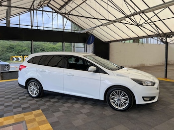 Used Ford Focus 2017 for sale - 79068105: Photo