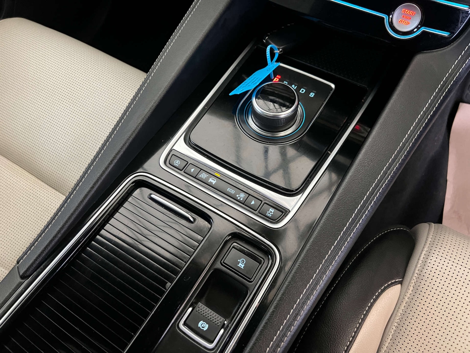 Used Jaguar F-Pace 2019 for sale - 77038542: Photo 14