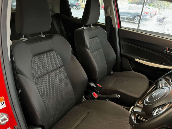 Used Suzuki Swift 2021 for sale - 76172787: Photo 11
