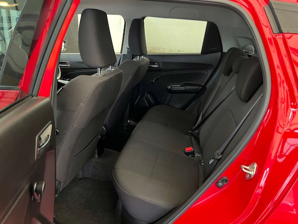 Used Suzuki Swift 2021 for sale - 76172787: Photo 26