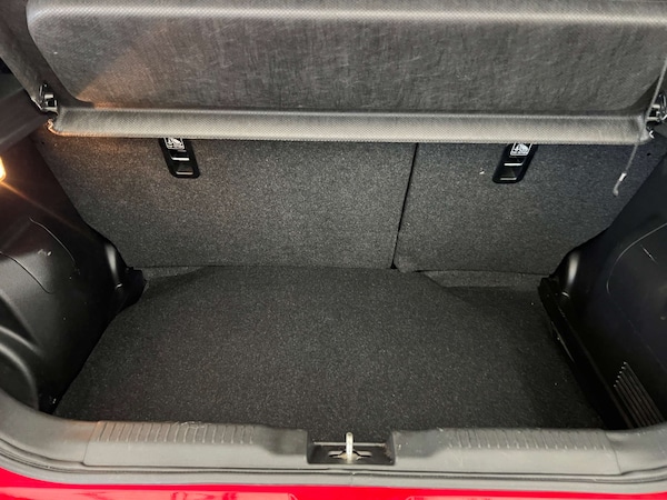 Used Suzuki Swift 2021 for sale - 76172787: Photo 28
