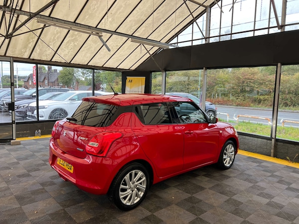 Used Suzuki Swift 2021 for sale - 76172787: Photo 8