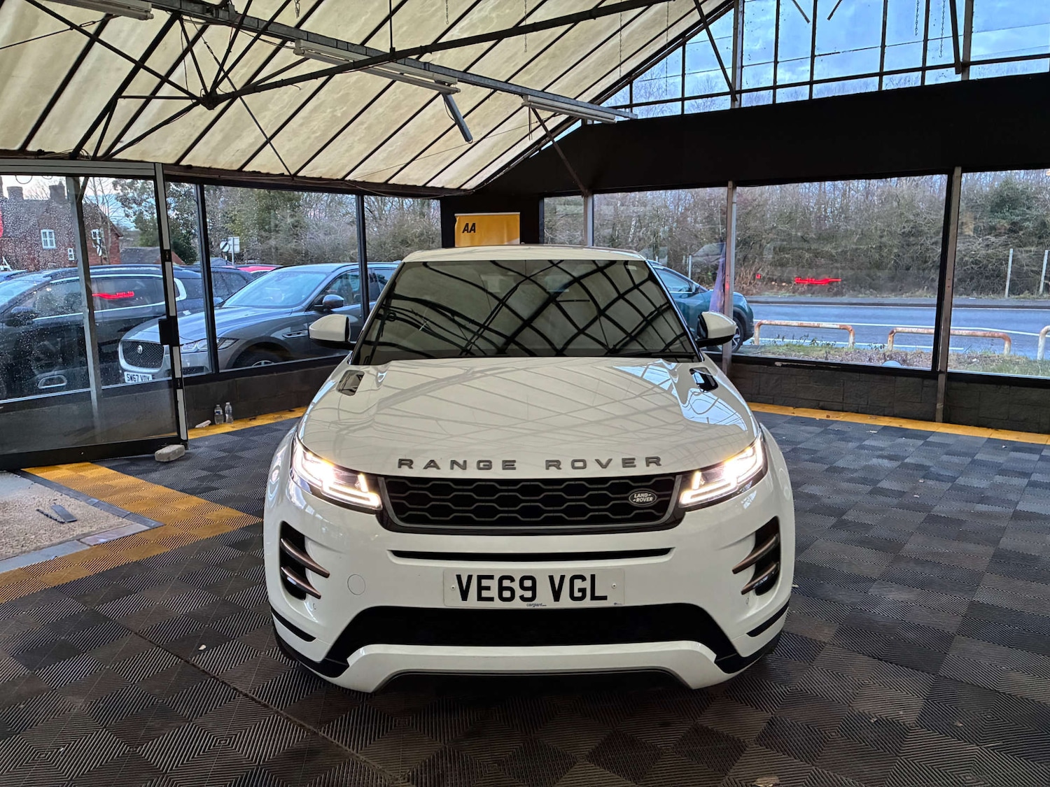 Used Land Rover Range Rover Evoque 2019 for sale - 77189531: Photo 3