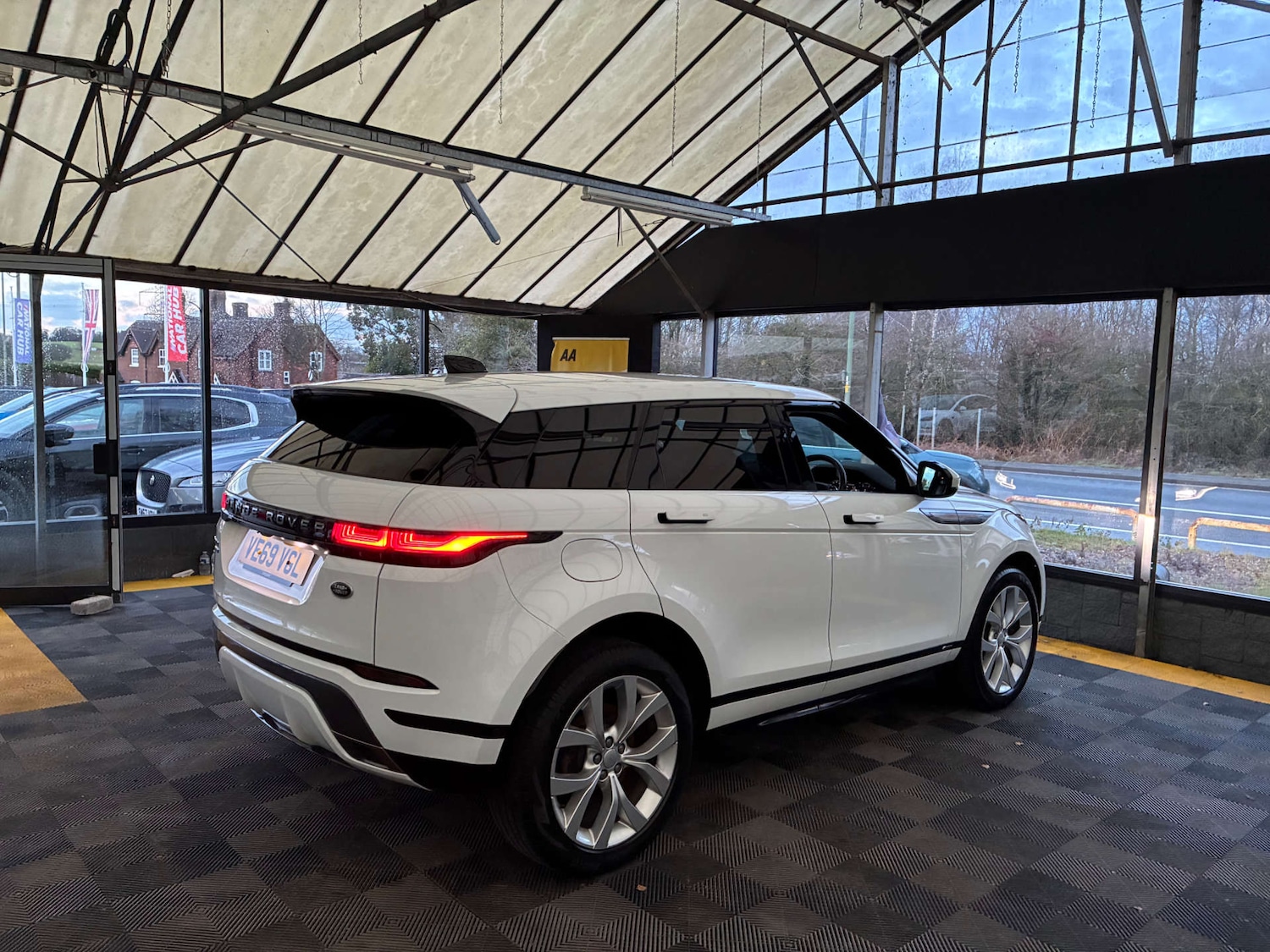 Used Land Rover Range Rover Evoque 2019 for sale - 77189531: Photo 8