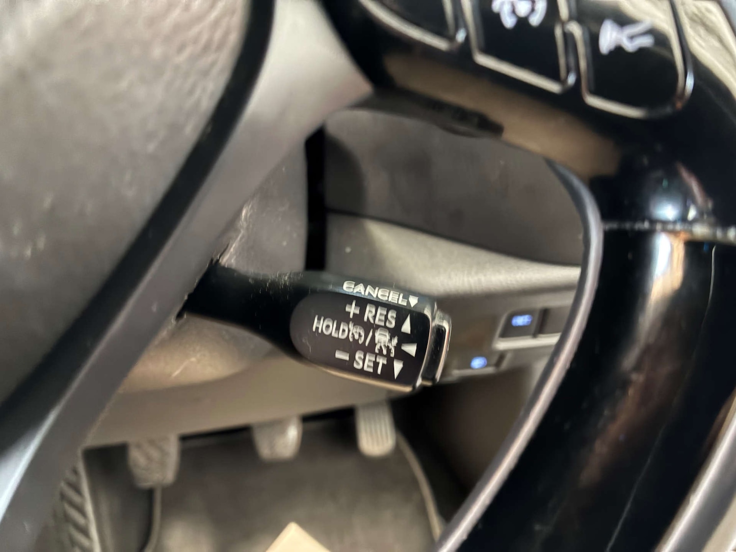 Used Toyota C-HR 2018 for sale - 76036003: Photo 15