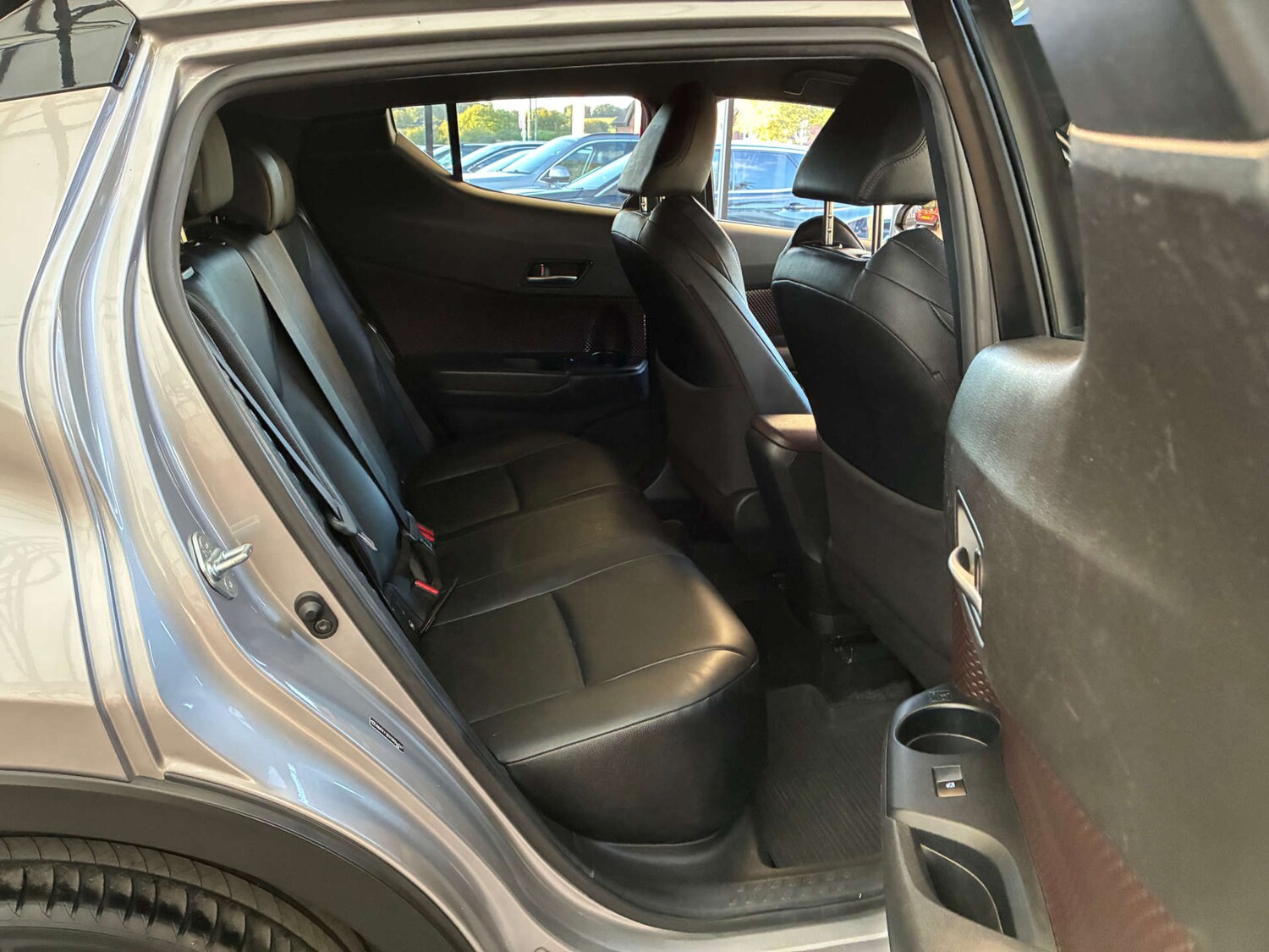 Used Toyota C-HR 2018 for sale - 76036003: Photo 28