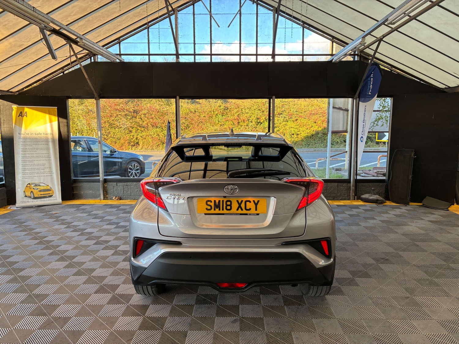 Used Toyota C-HR 2018 for sale - 76036003: Photo 6