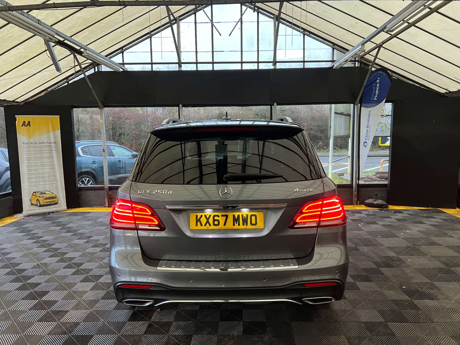 Used Mercedes-Benz GLE 2017 for sale - 76669800: Photo 6