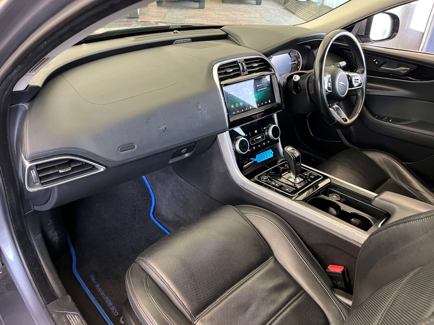 Used Jaguar XE 2020 for sale - 76941037: Photo 25