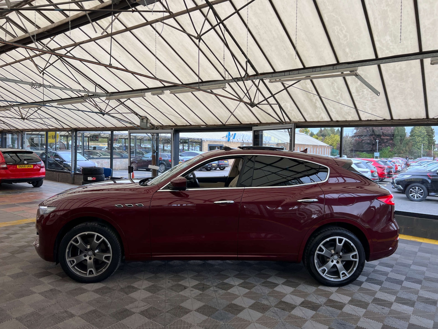 Used Maserati Levante 2017 for sale - 76601772: Photo 4
