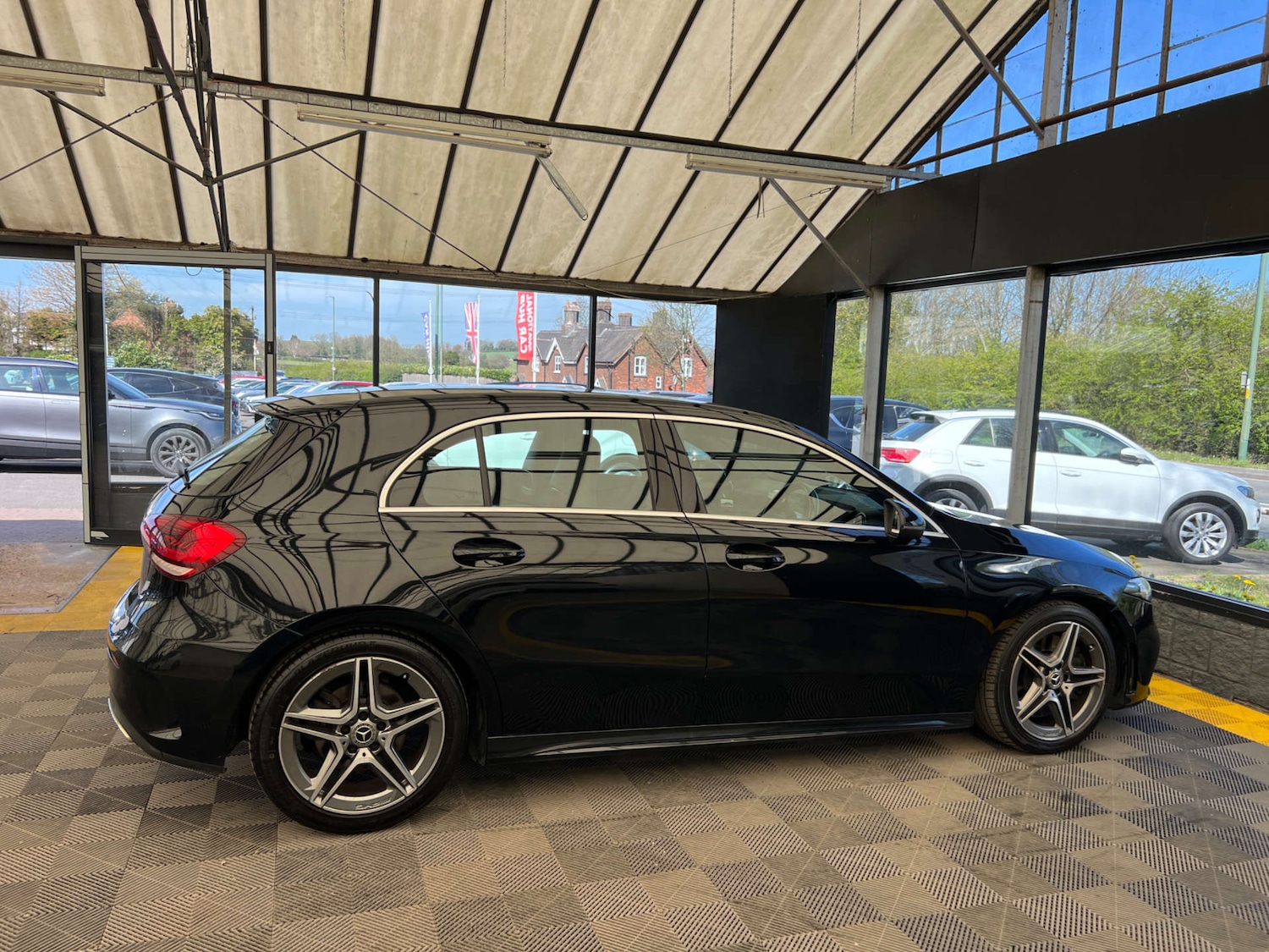 Used Mercedes-Benz A-Class 2018 for sale - 78155667: Photo 9