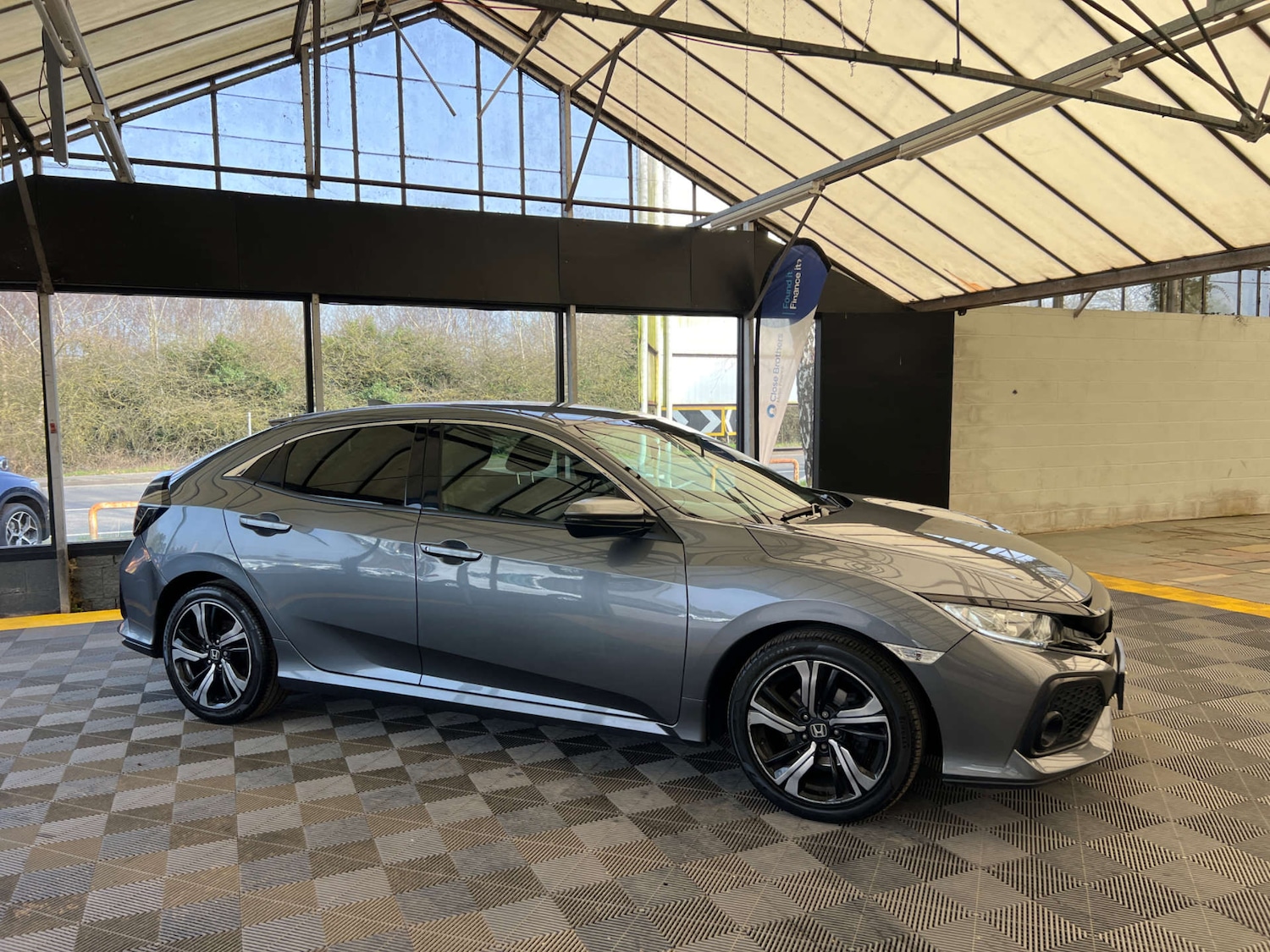 Used Honda Civic 2019 for sale - 77766954: Photo 3