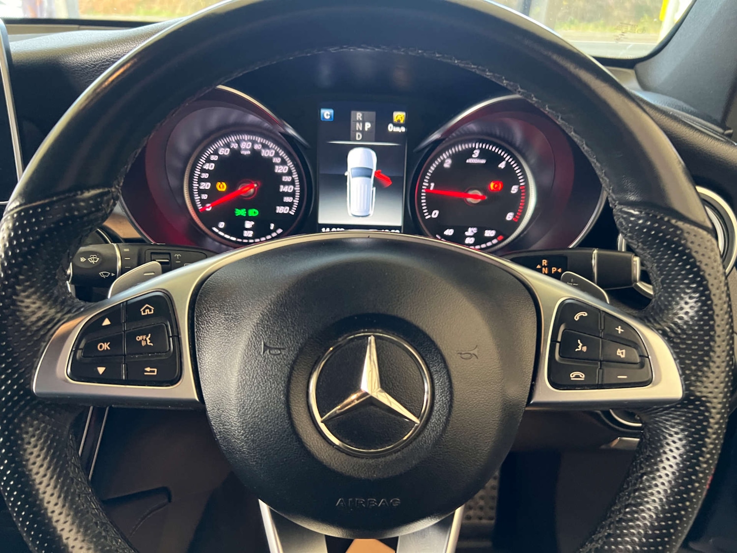 Used Mercedes-Benz GLC 2018 for sale - 76509350: Photo 18