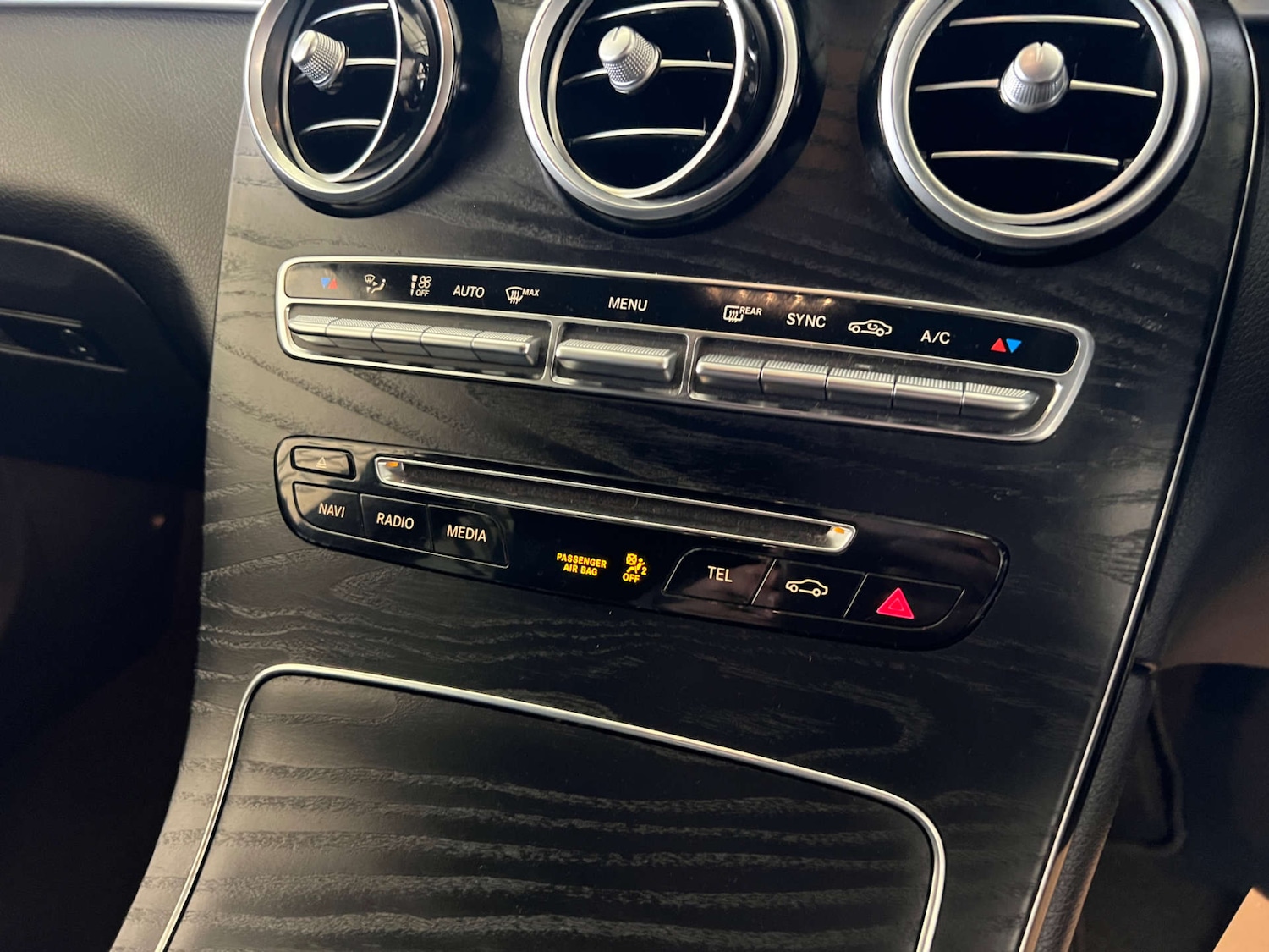 Used Mercedes-Benz GLC 2018 for sale - 76509350: Photo 22