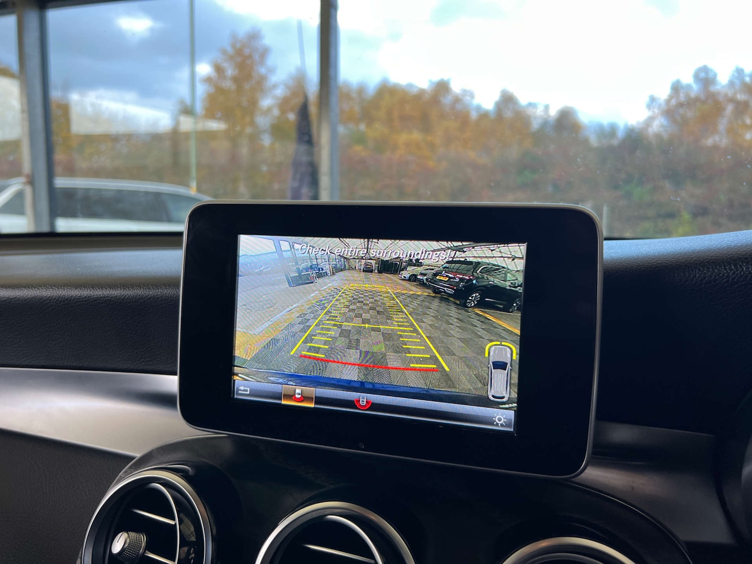 Used Mercedes-Benz GLC 2018 for sale - 76509350: Photo 23