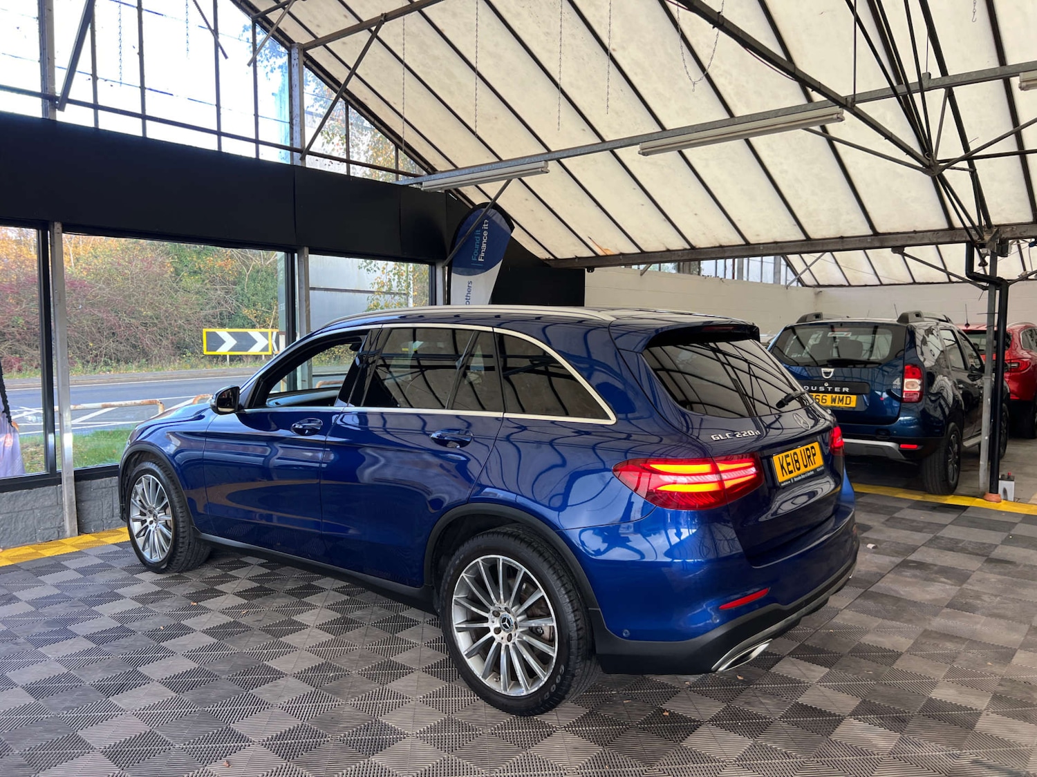 Used Mercedes-Benz GLC 2018 for sale - 76509350: Photo 5