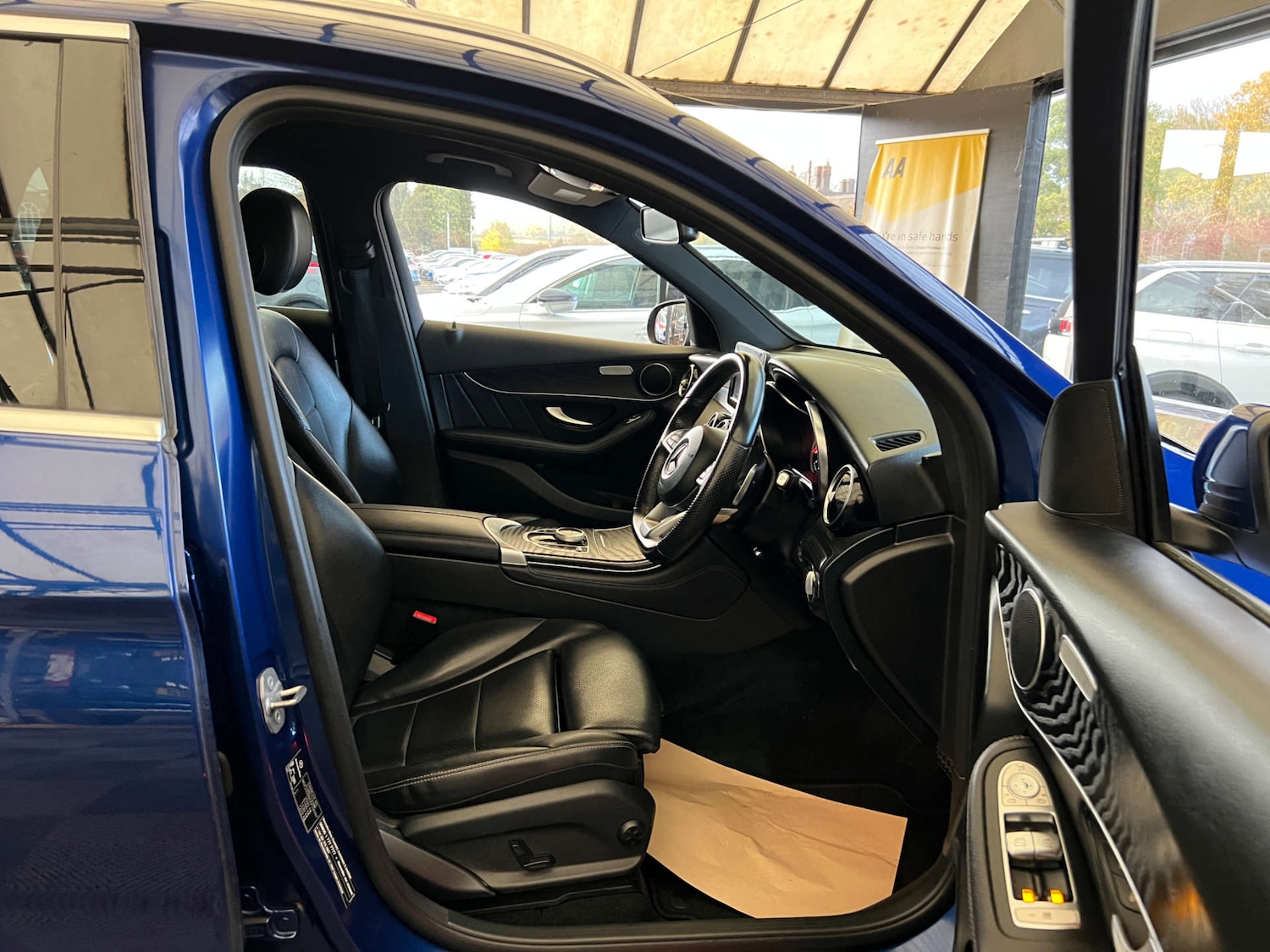 Used Mercedes-Benz GLC 2018 for sale - 76509350: Photo 9