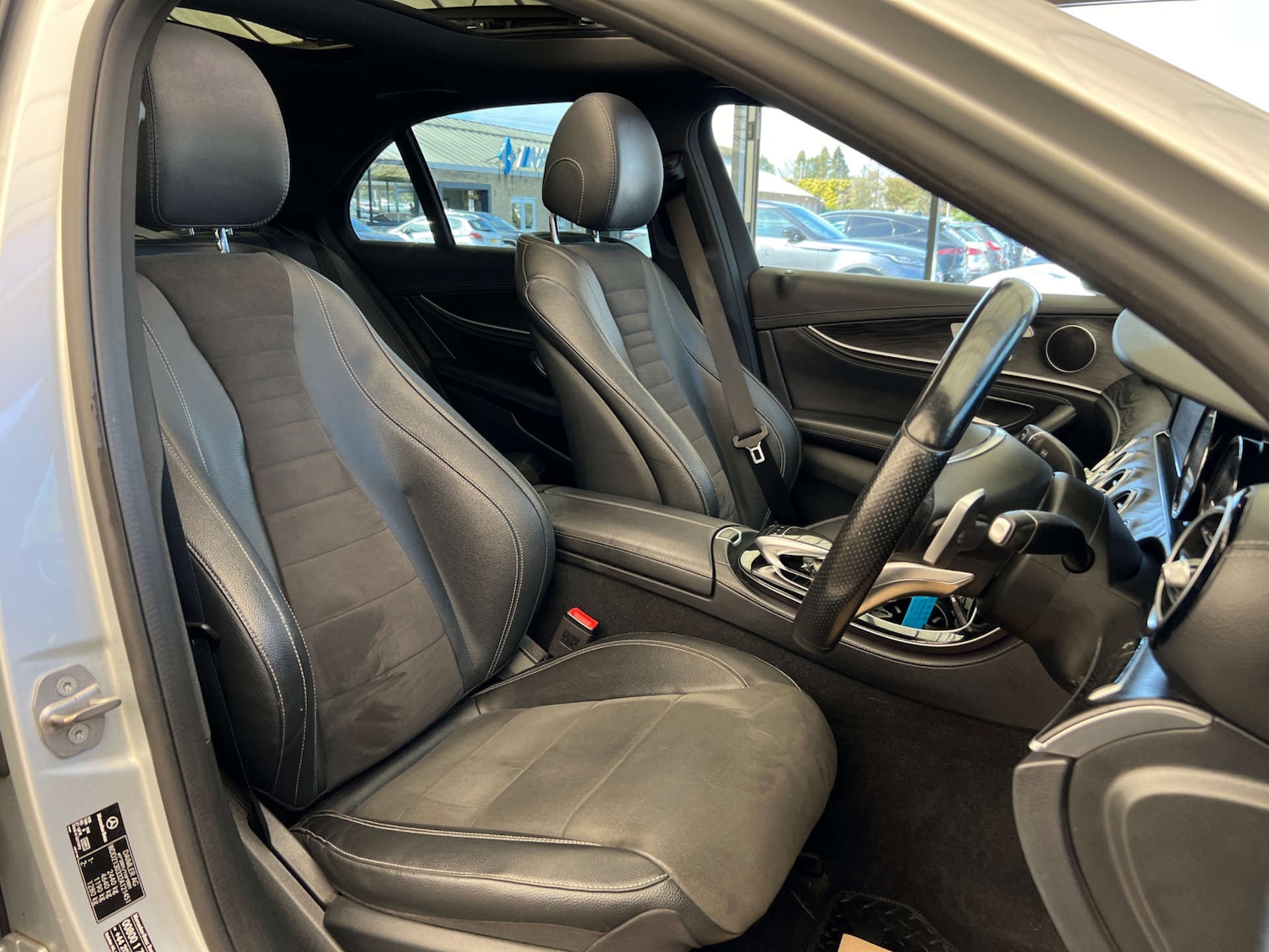 Used Mercedes-Benz E Class 2016 for sale - 78155653: Photo 11