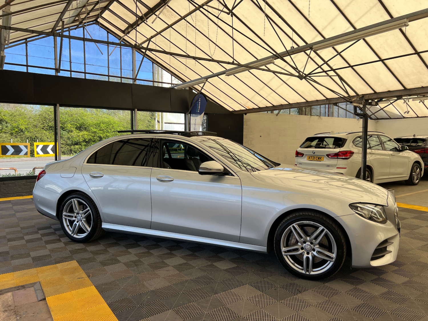 Used Mercedes-Benz E Class 2016 for sale - 78155653: Photo 3