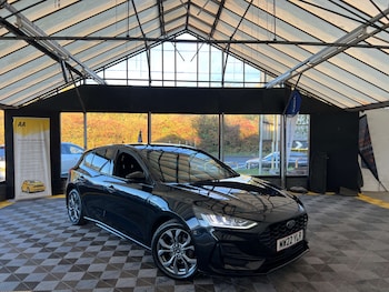Used Ford Focus 2022 for sale - 76375883: Photo