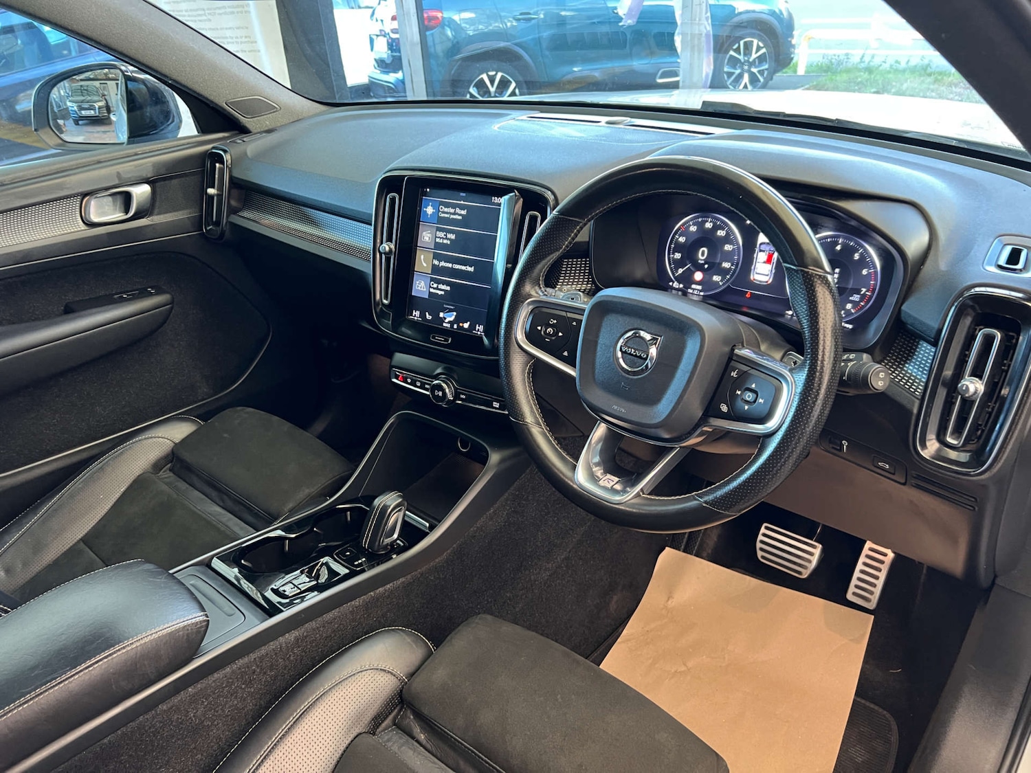 Used Volvo XC40 2019 for sale - 77288520: Photo 11