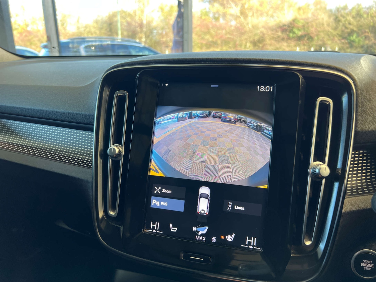 Used Volvo XC40 2019 for sale - 77288520: Photo 17