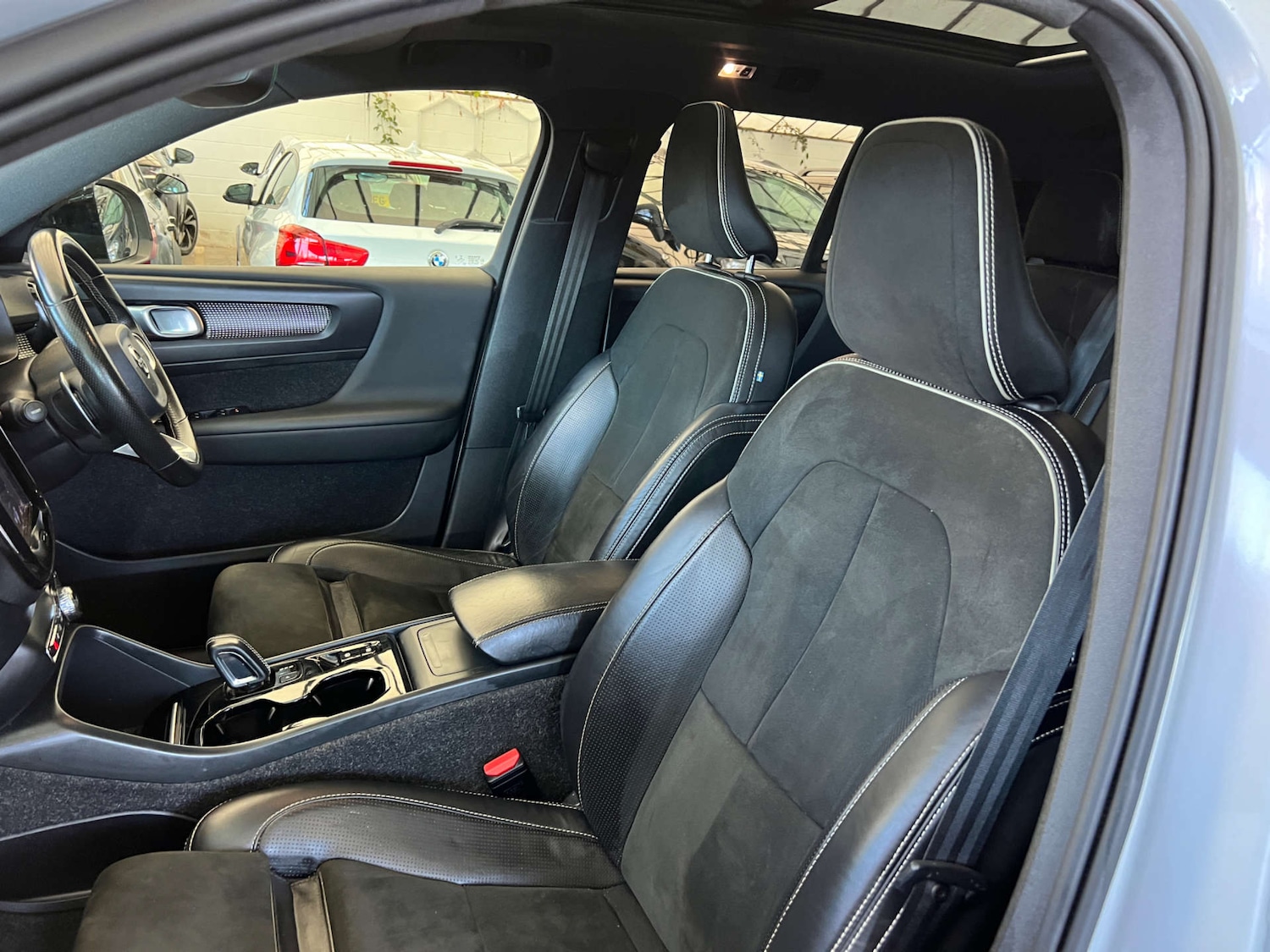 Used Volvo XC40 2019 for sale - 77288520: Photo 24