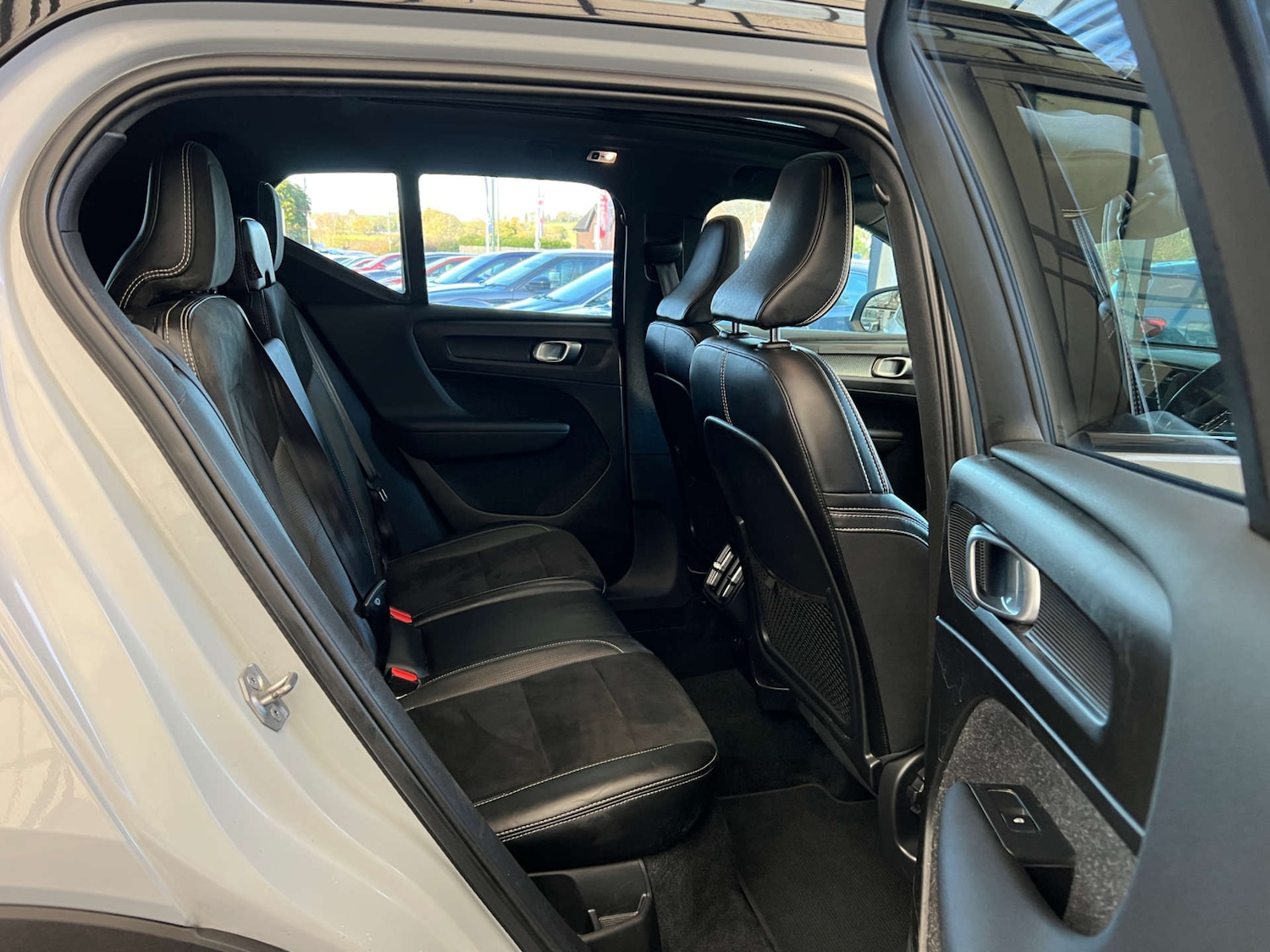 Used Volvo XC40 2019 for sale - 77288520: Photo 28