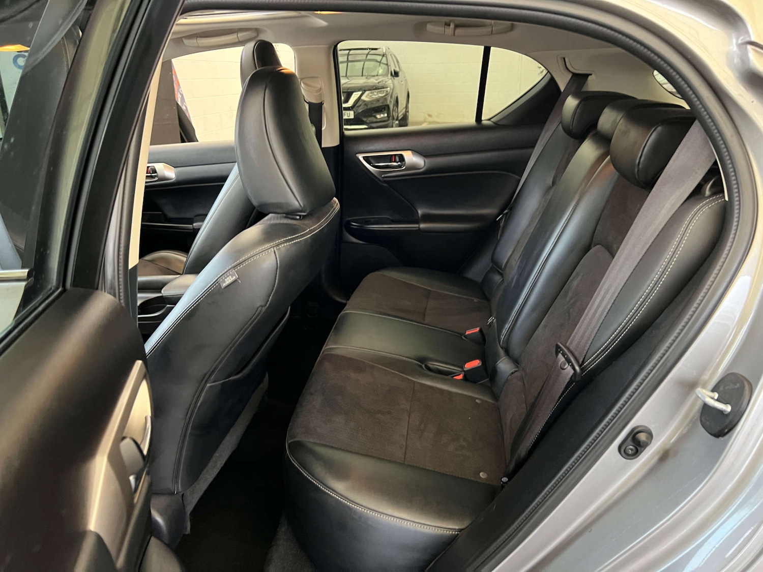 Used Lexus CT 2018 for sale - 76438950: Photo 31