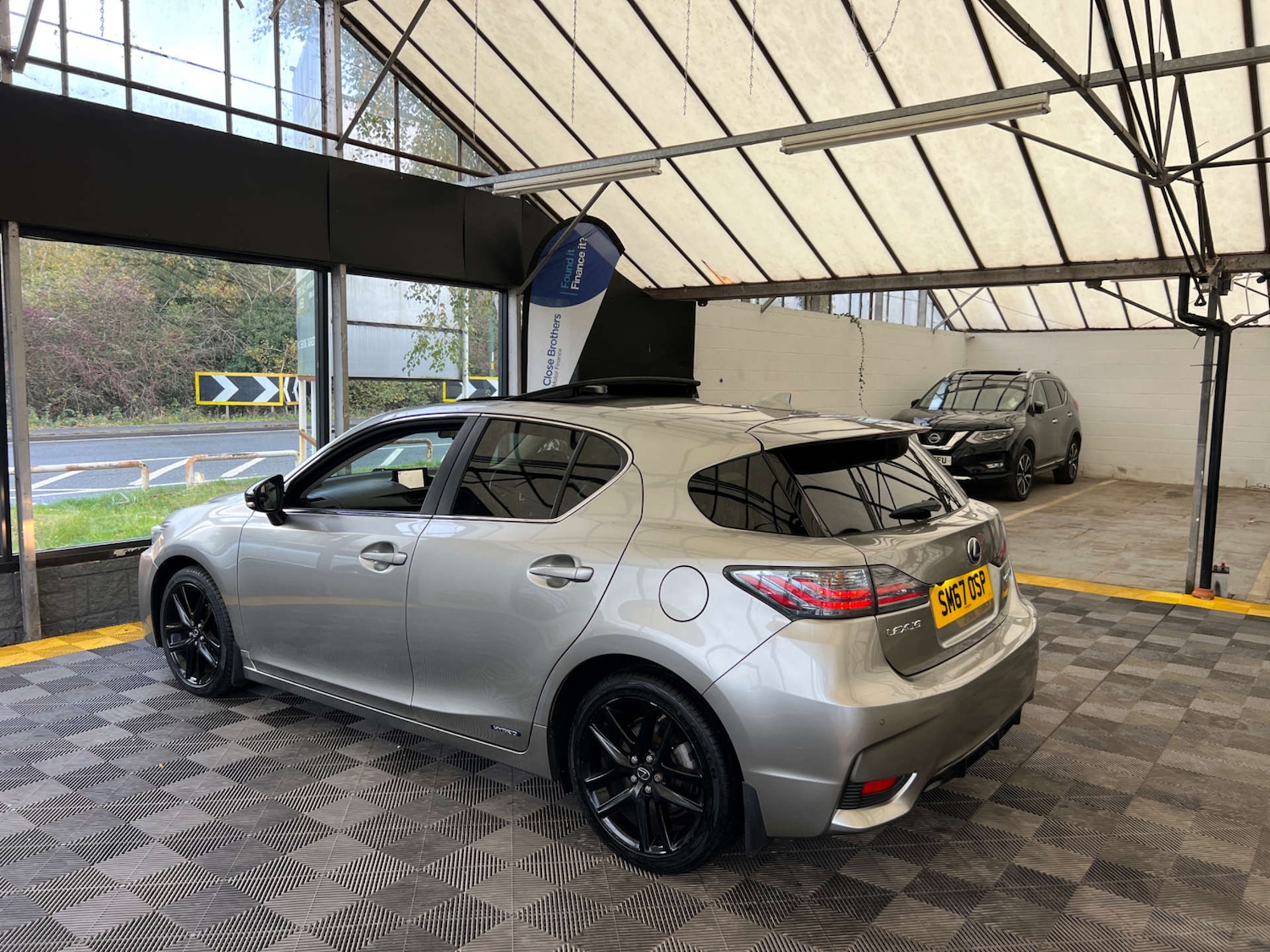 Used Lexus CT 2018 for sale - 76438950: Photo 5