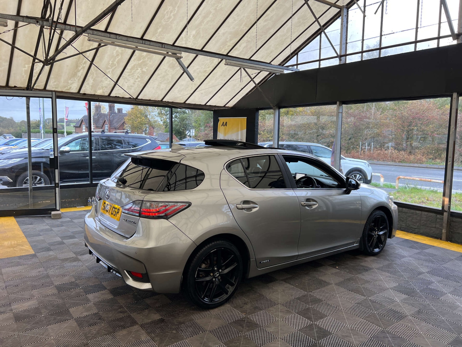 Used Lexus CT 2018 for sale - 76438950: Photo 7