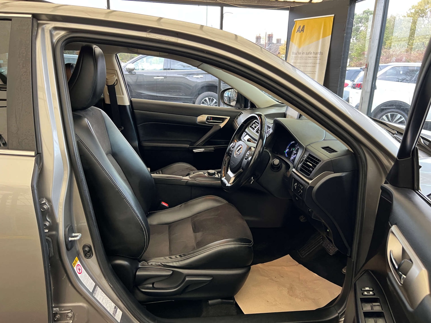 Used Lexus CT 2018 for sale - 76438950: Photo 9